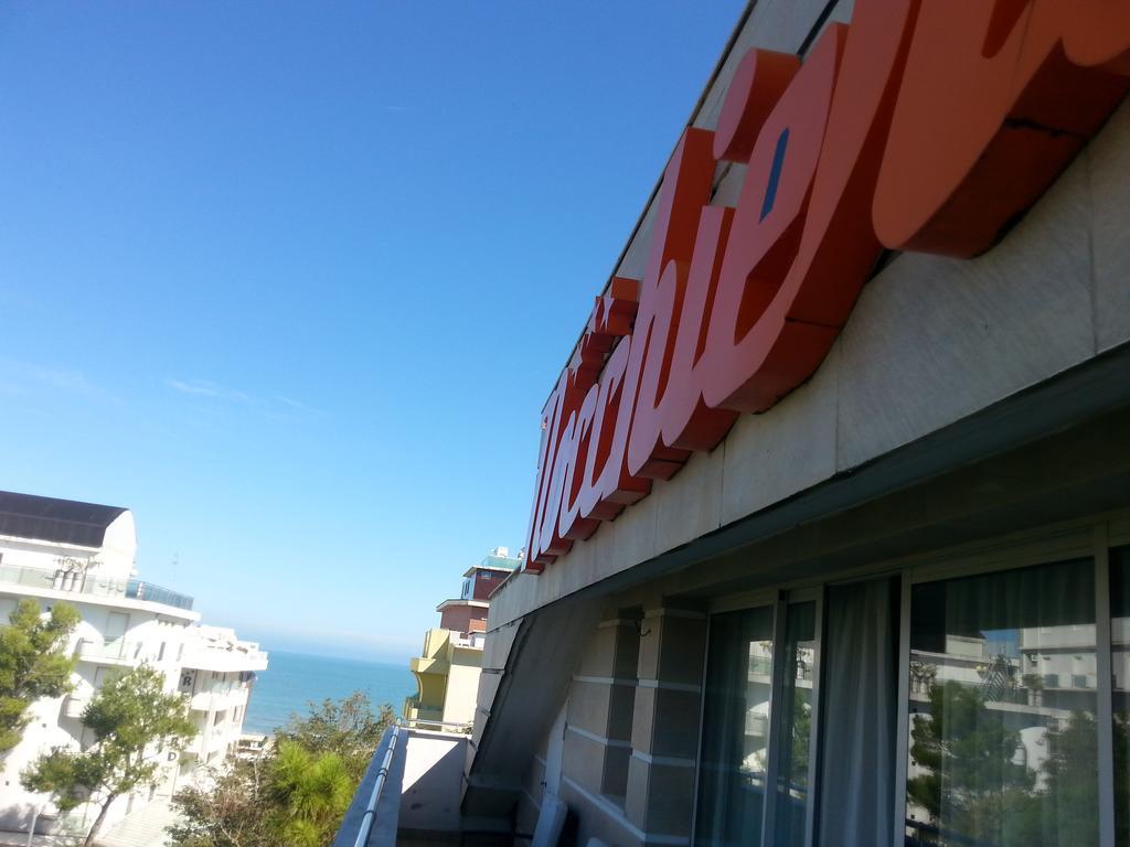 Residence Nocchiero Riccione Eksteriør bilde