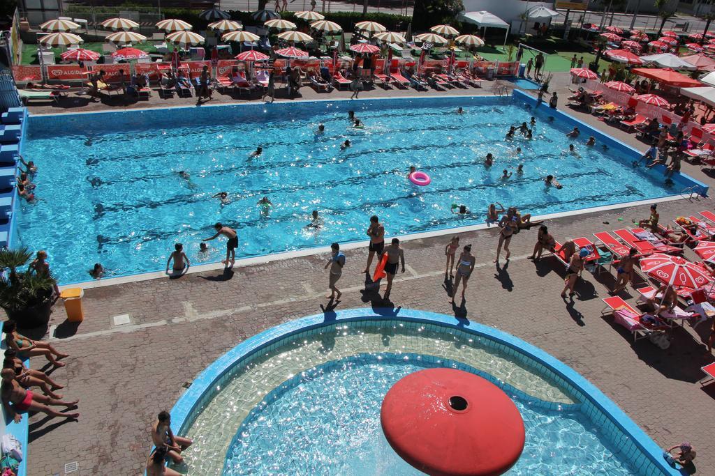 Residence Nocchiero Riccione Eksteriør bilde